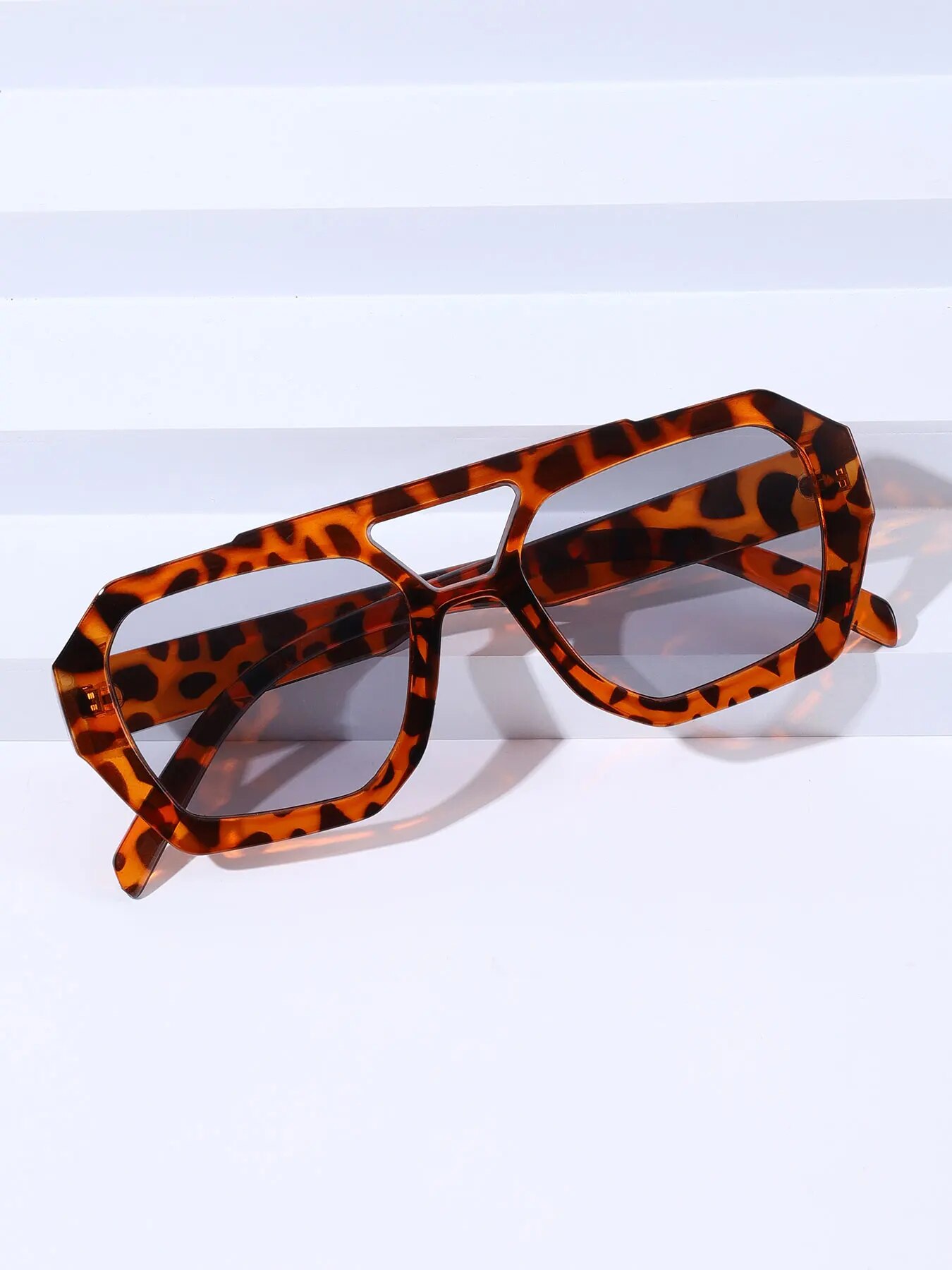 Fashion Vintage Square Irregul - Vintage Fashion Luxury 评论和价格